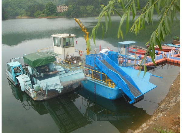 Kehan Customized Semi-automatic Water Lotus Collecting Boat